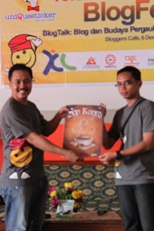 Launching Buku 